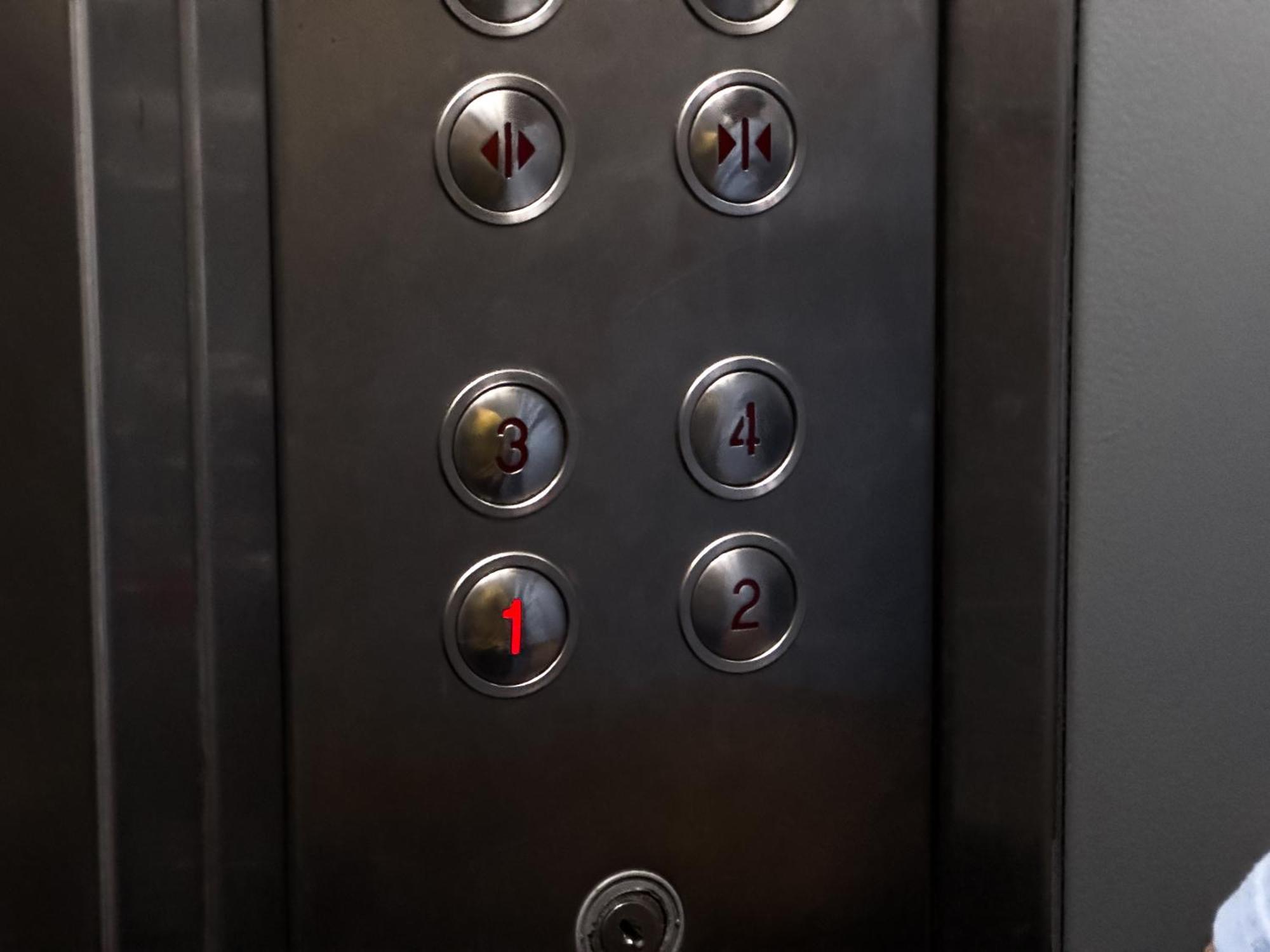 Hotel Bazurto Plaza — Photos 1
